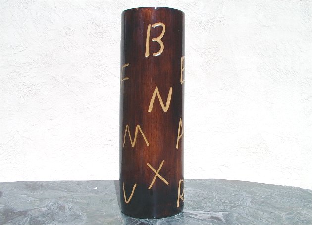 Lacquered tall bamboo vase - letters