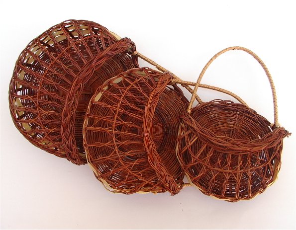 Round-shaped bamboo wall basket - set of 3